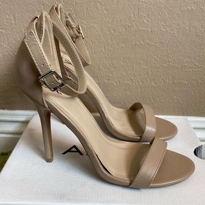 tan heels
